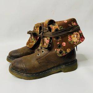 Dr Doc Martens Triumph Fold Over Floral Boots